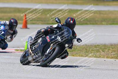 media/Apr-23-2022-Fastrack Riders (Sat) [[cb2d6ae73d]]/LEVEL 4/1PM TURN 6 OUTSIDE/